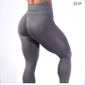 CRVS Leggings Small